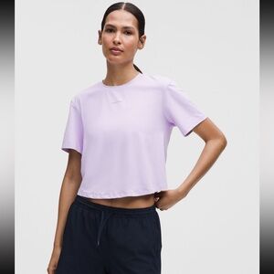 Pace Crush Cross-Back Graphic T-Shirt - Lavender Frost